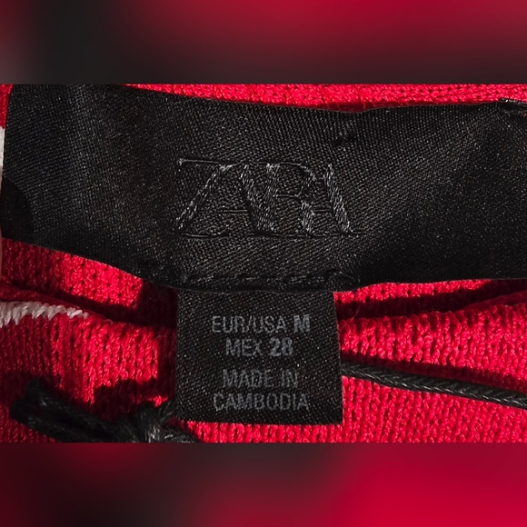 Zara Cropped Red And White Striped Tee Size Medium - Picture 5 of 6